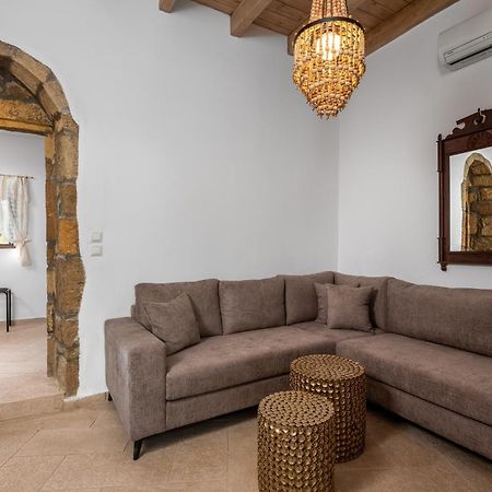 Villa Claudia in Lardos Esterno foto