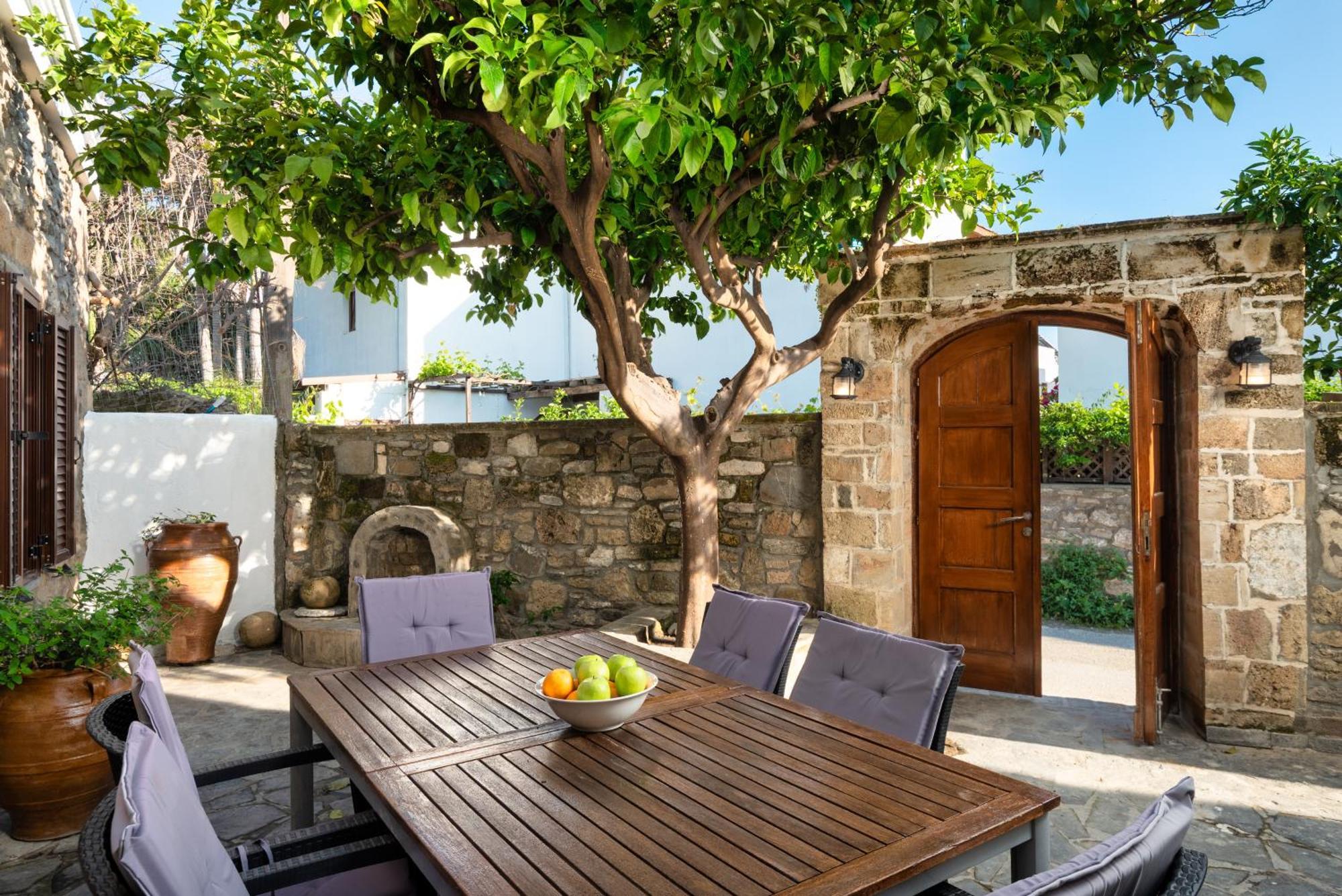Villa Claudia in Lardos Esterno foto